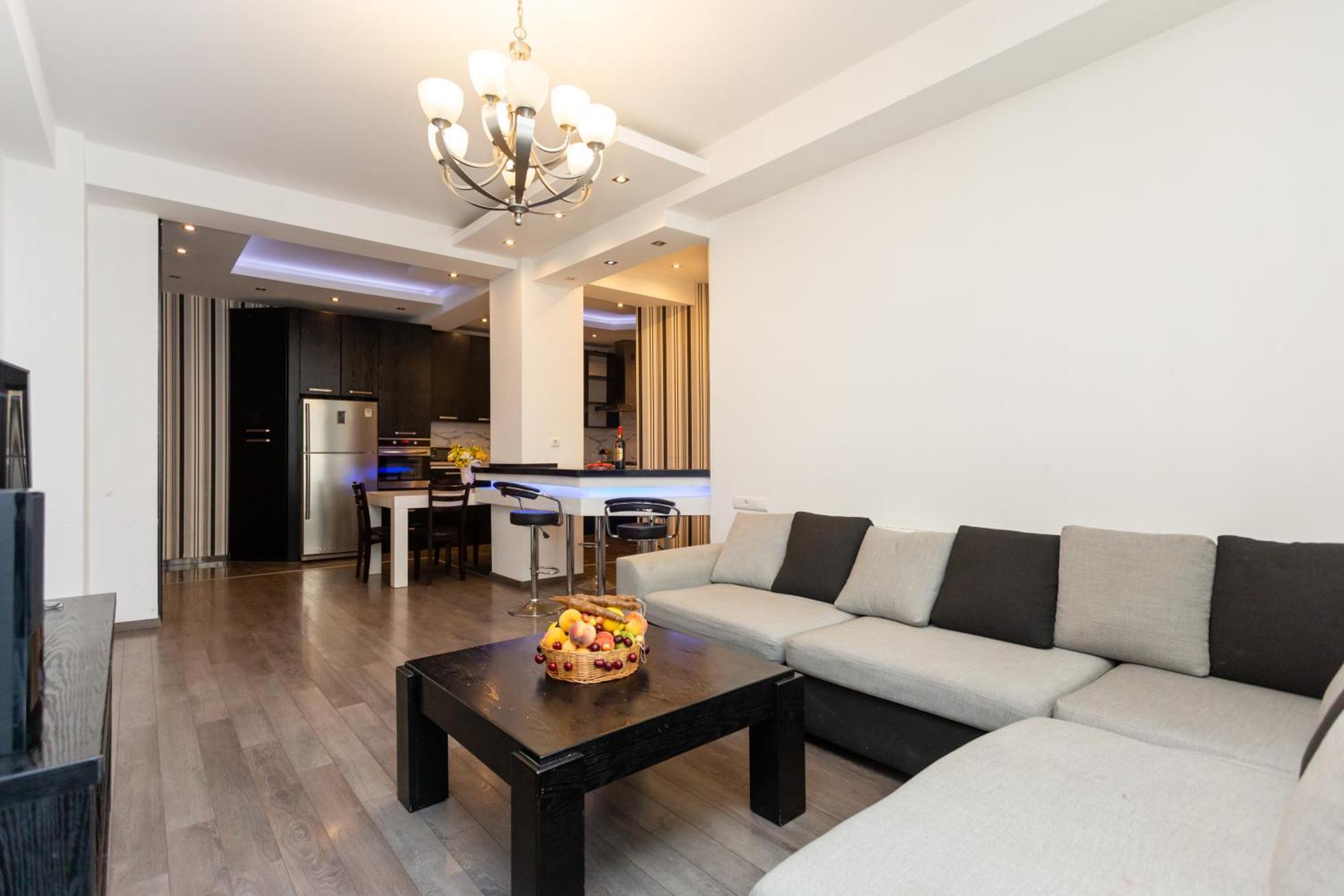 The Downtown Loft *